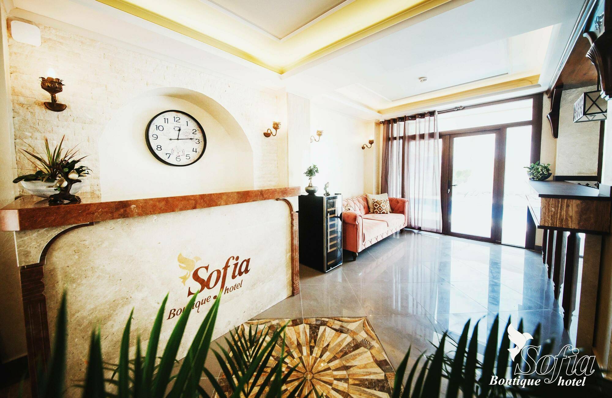 Sofia Boutique Hotel Кирения Екстериор снимка