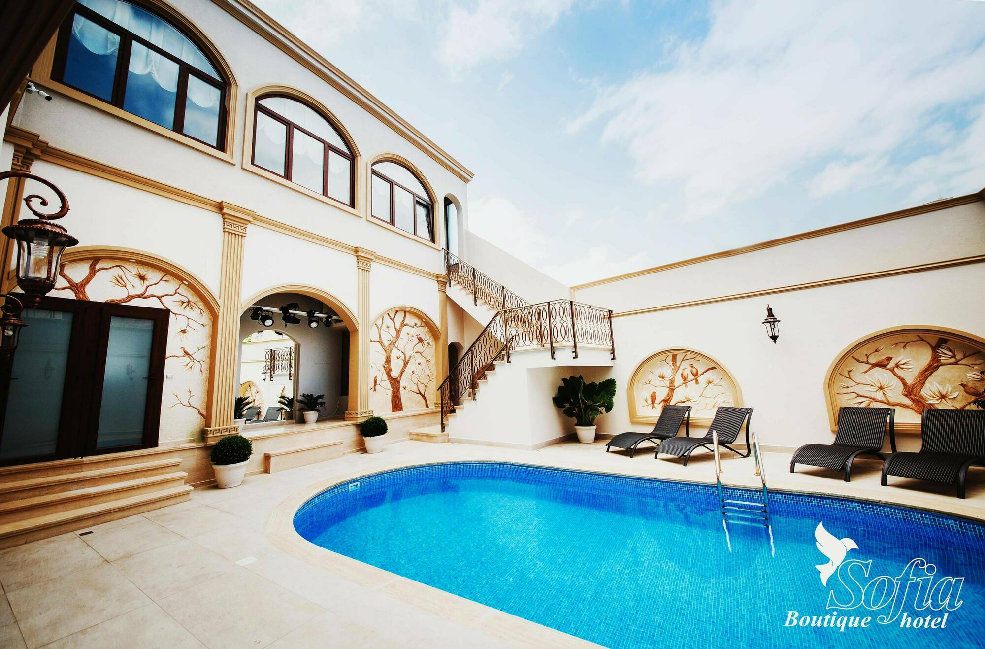 Sofia Boutique Hotel Кирения Екстериор снимка