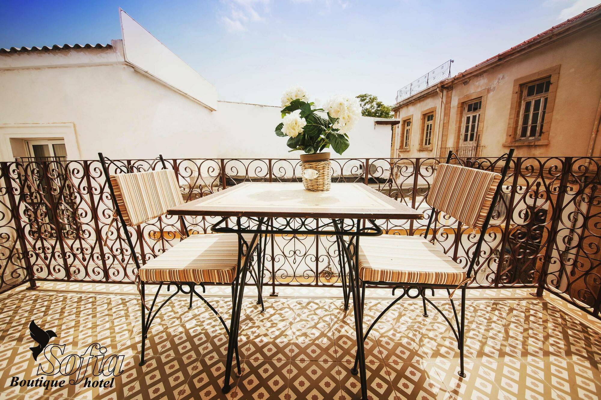 Sofia Boutique Hotel Кирения Екстериор снимка